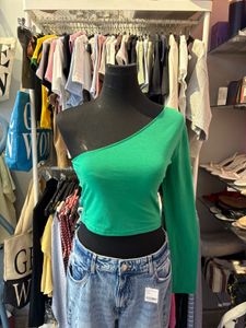 Green One-Shoulder Long-Sleeve Crop Top