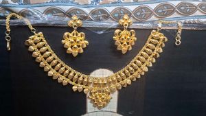 Gold Necklace &amp; Earring Set with bracelet bangles