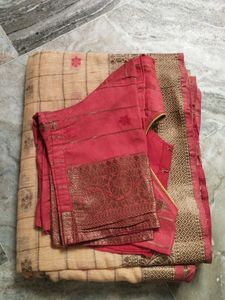 Elegant Beige Saree with Red Blouse Piece