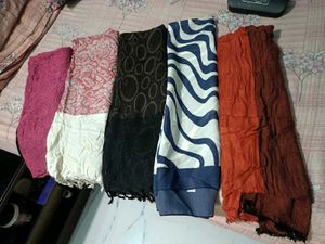 Pink &amp; Black Fringed Dupatta