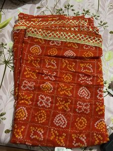 Vibrant Red Bandhani Saree