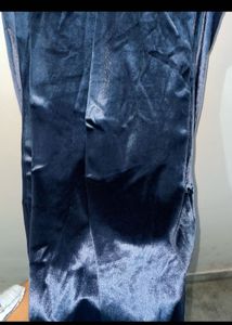 Sleek Blue Velvet Bodycon Dress