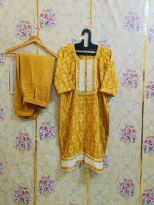 🇳🇿💫🎀Elegant Yellow Printed cotton Kurta Set