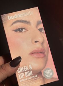 Huda Beauty Lip &amp; cheek Duo