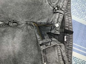 Women's Grey Washed Low-Rise Flared Jeans