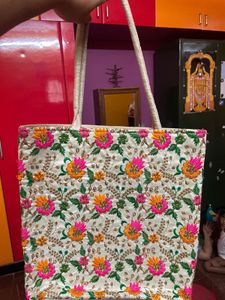 embroidered hand bag