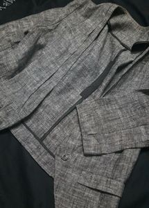 GREY BLAZER