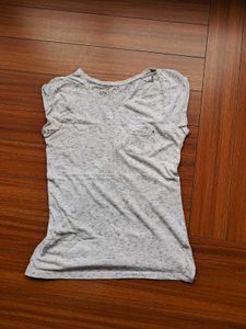 22) KIRRA Pocket Tee - Casual & Comfy!