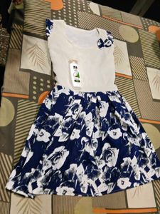 Cute Floral Print Dress and new shampoo free
