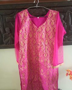 Elegant Pink &amp; Gold Kurta Set