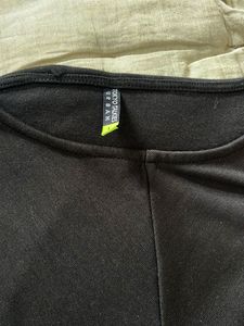 Tokyo talkies black fitted top