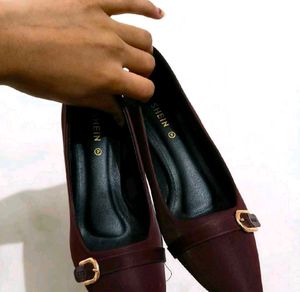 COMBO OF HEELS AND TOP
