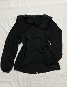 Chic Black Ruffled Collar Blouse