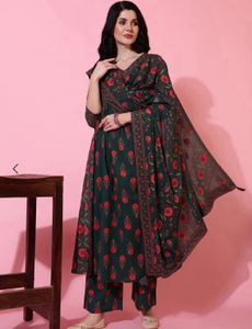 🧚‍♀️Elegant Floral Kurta Set with Dupatta