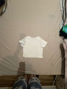 ZUDIO White Baby Tee (XS)