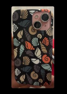 Iph 15 Shell Case 🐚♠️🖤