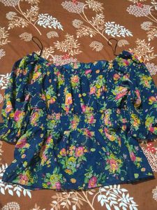 Off-Shoulder Floral Puff Sleeve Top