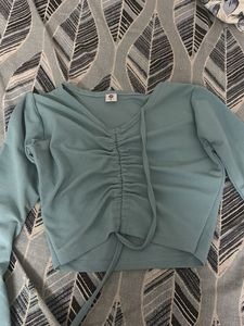 Cute Ruched V-Neck Long Sleeve Top