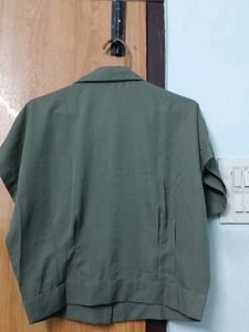 Olive Green Collared Short Sleeve Top