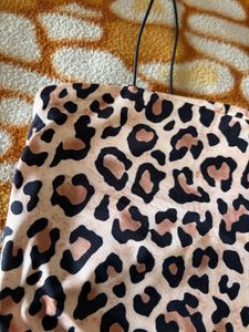 Leopard Print Spaghetti Strap Crop Top