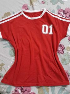 Fitted jersey tee