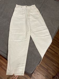 ZARA off white Jeans