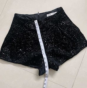 Zara velvet sequins shorts