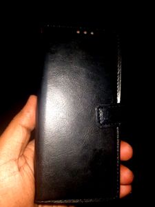 Realme 7 Flip Cover In Lether.