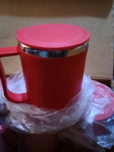 New unused Elegant Tea Mugs Set of 5 wit