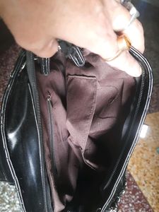 aSMOOTH ,Shiny,BEUTIFUL MEDIUM SIZE,  Litle Bit St