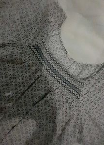 Grey Cute Blousom Top