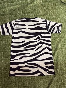 Trendy Black &amp; White Zebra Print Top | Oversized C