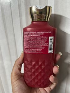 BBW Starwberry pound cake body wash decant