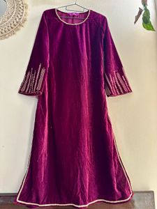 Velvet Embroidered Suit set with pant &amp; dupatta