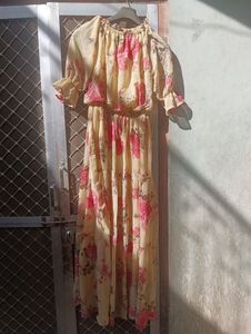 Floral Print Yellow Full Lentgh Dress. It Can Use