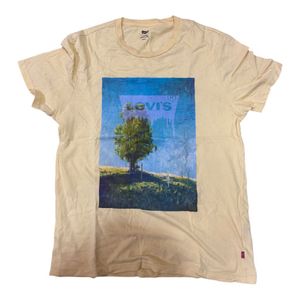 Levi's Graphic Print T-Shirt (UNISEX)
