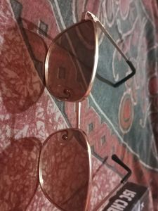 Classic Gold Frame Sunglasses