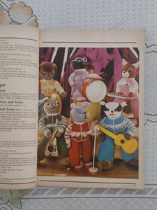 The Harmony Book of Soft Toys