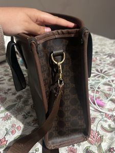 Lavie Tote Bag