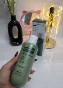 Bare anatomy Anti dandruff shampoo