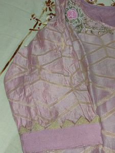 Embroidered Pink Kurta