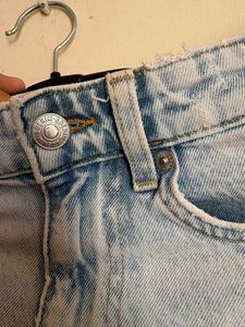 H&amp;M Denim Mom Fit