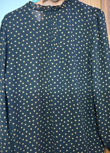 Chic Black Heart Print Long Sleeve Top