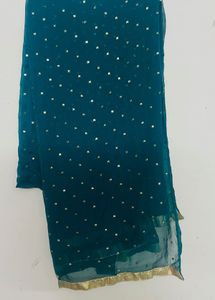 Elegant Green Embroidered Kurta 🌈