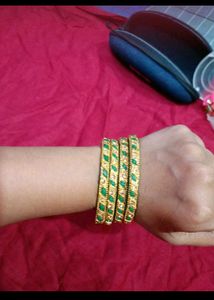 Elegant Green &amp; Gold Bangles