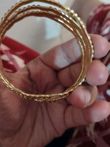 Set of 4 Gold colour Bangles