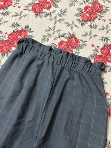 Stylish formal Checkered grey Pants