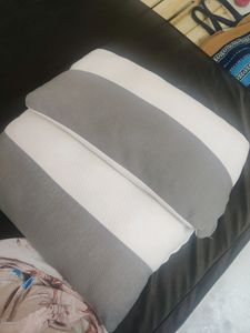 4 Wakefit Cushions