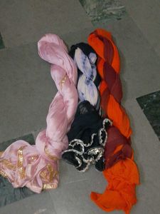 Stylish Tie-Dye Dupatta of 3