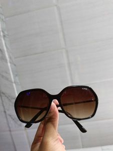 Chic Oversized Sunglasses